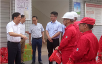 铜梁区区委书记、区长慰问公司一线员工