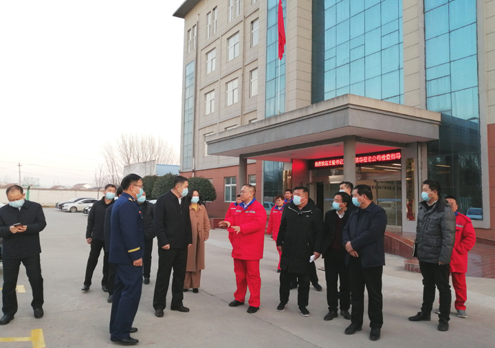 采用 (6) 采用 (6)