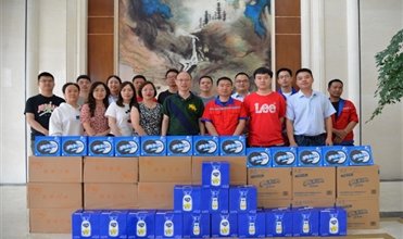 用心关爱、相伴成长--AG8.COM集团开展“六一”儿童节关爱活动